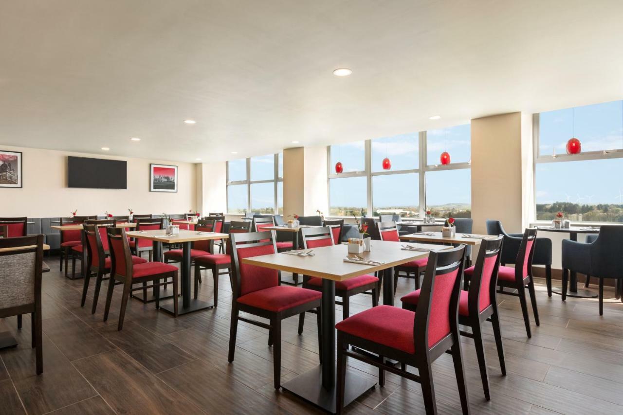 Hotel Ramada East Kilbride Esterno foto