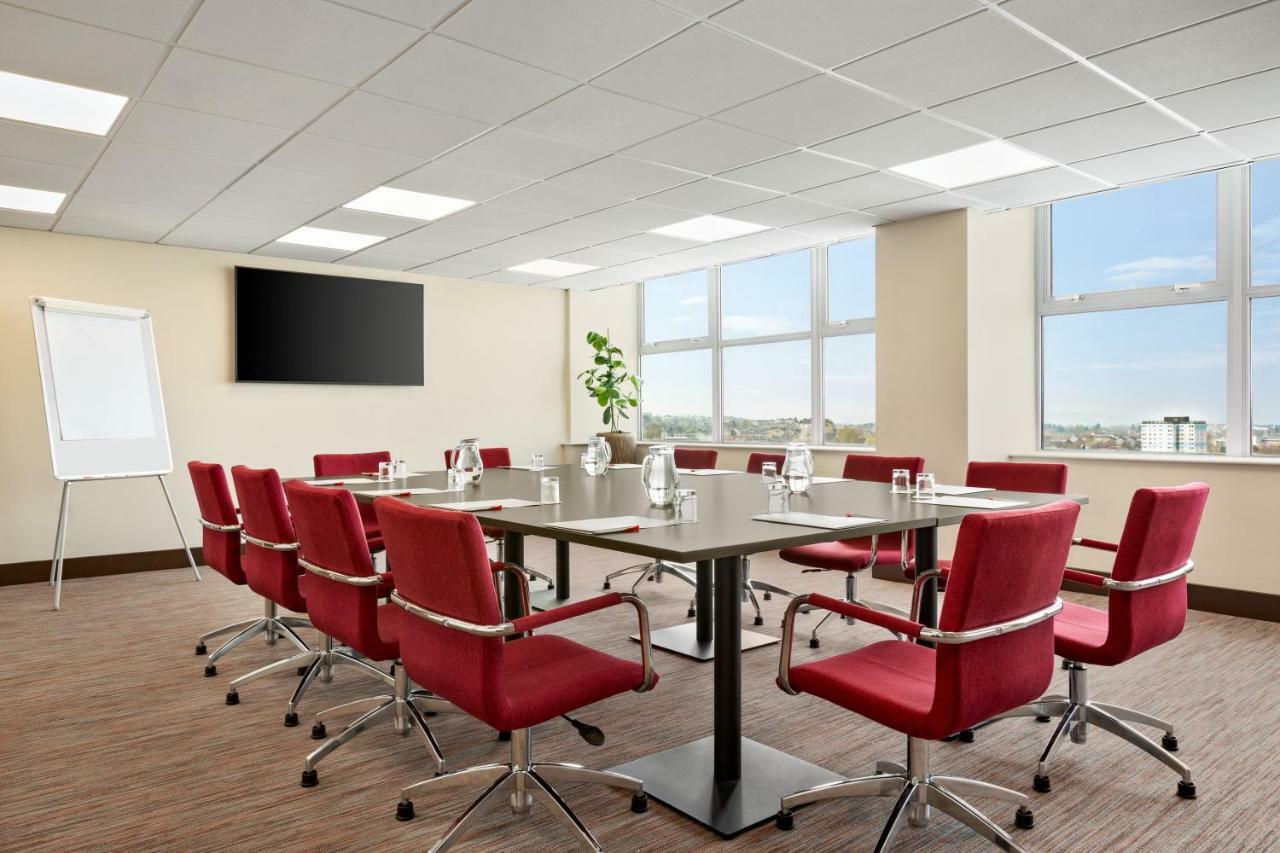 Hotel Ramada East Kilbride Esterno foto