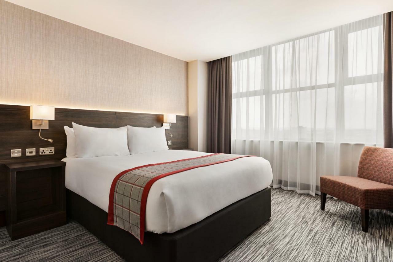 Hotel Ramada East Kilbride Esterno foto